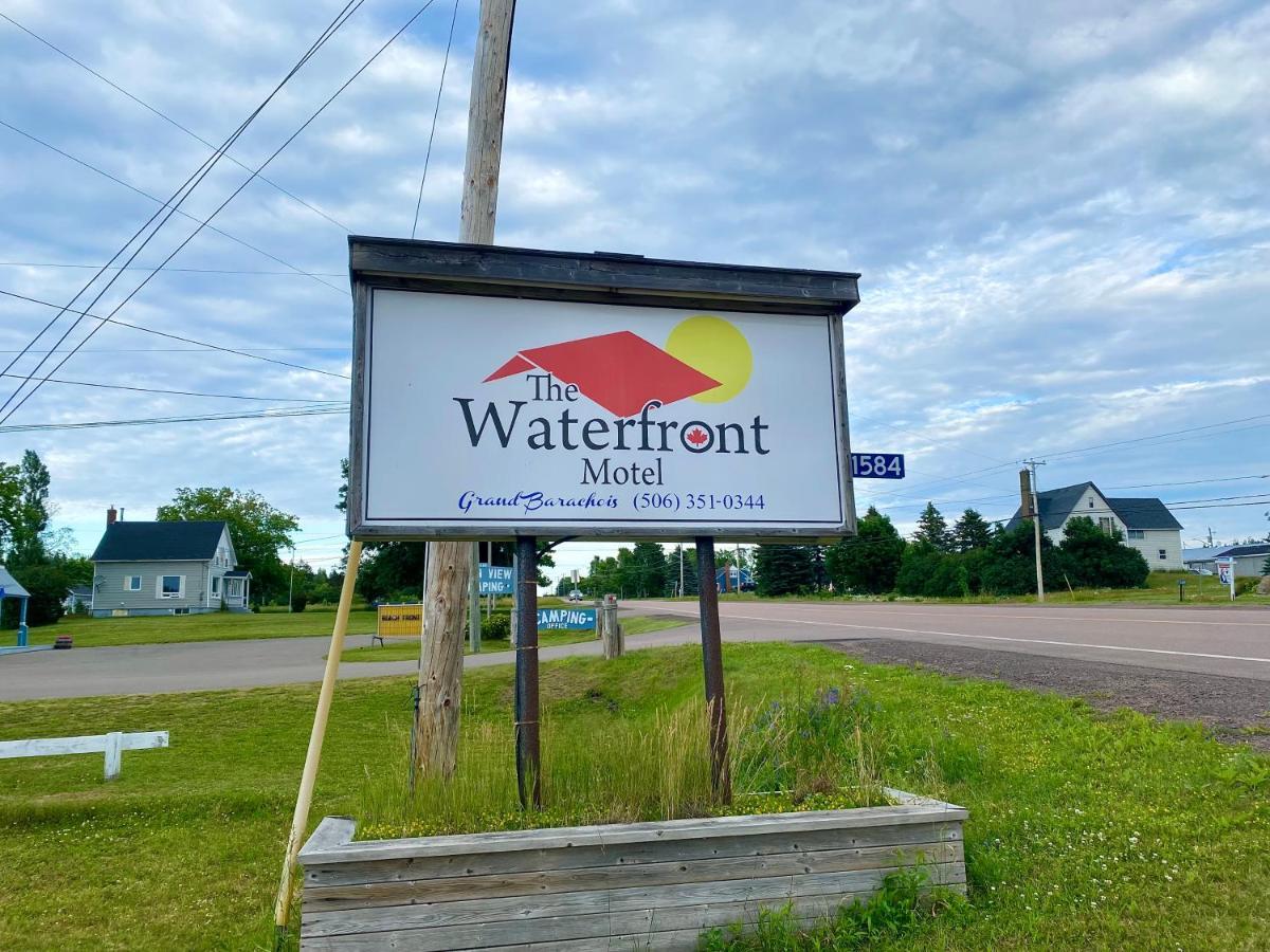 The Waterfront Motel Grand Barachois Εξωτερικό φωτογραφία