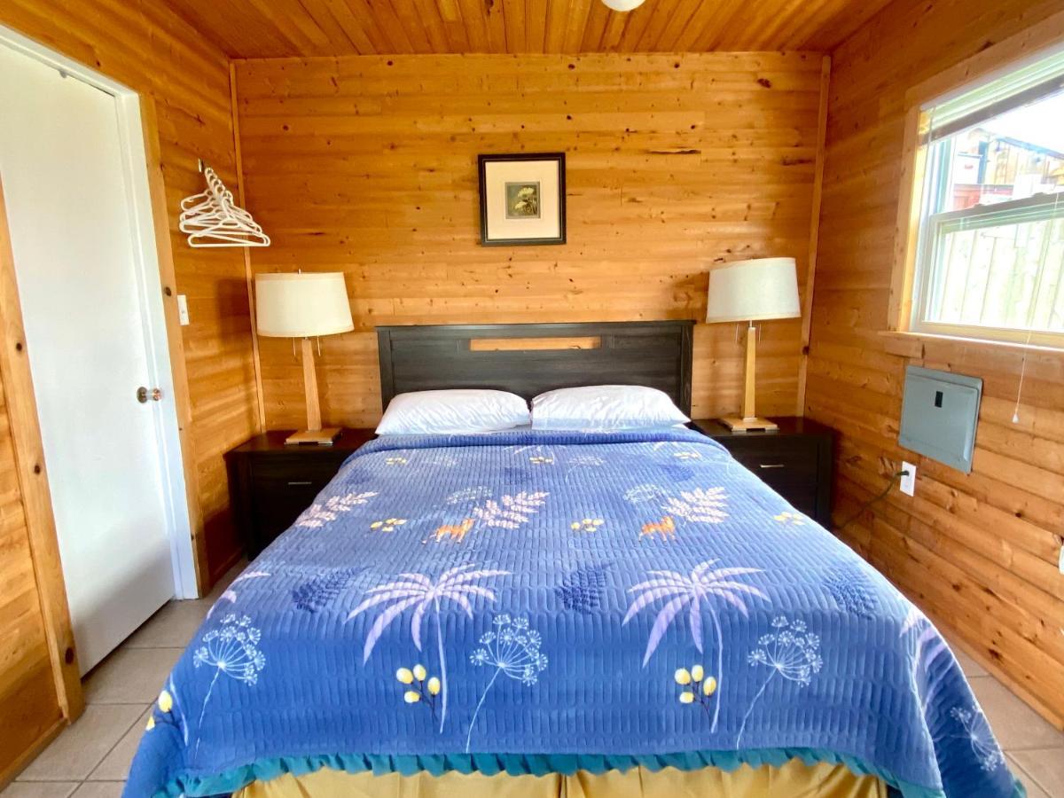 The Waterfront Motel Grand Barachois Εξωτερικό φωτογραφία