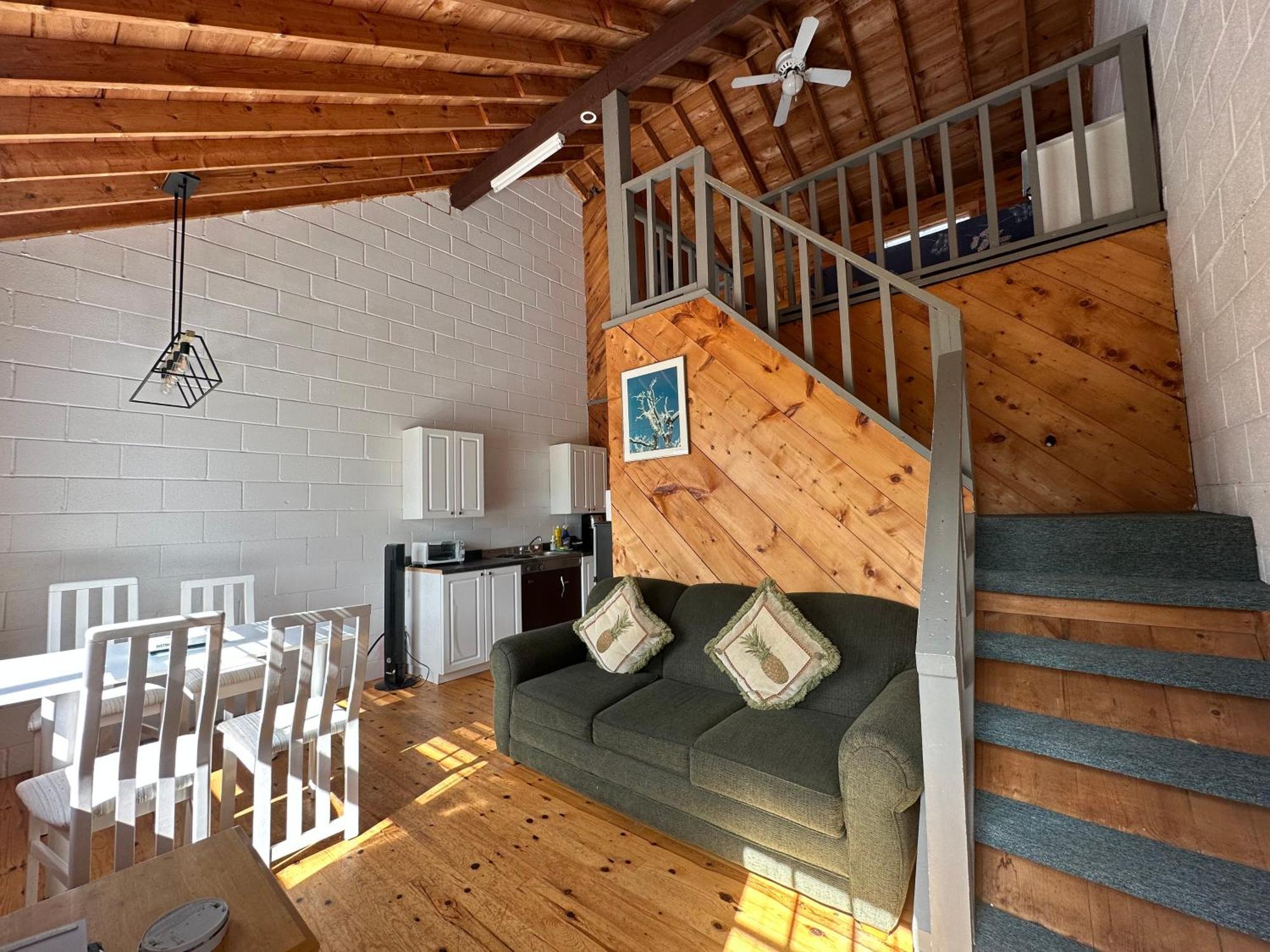 The Waterfront Motel Grand Barachois Εξωτερικό φωτογραφία