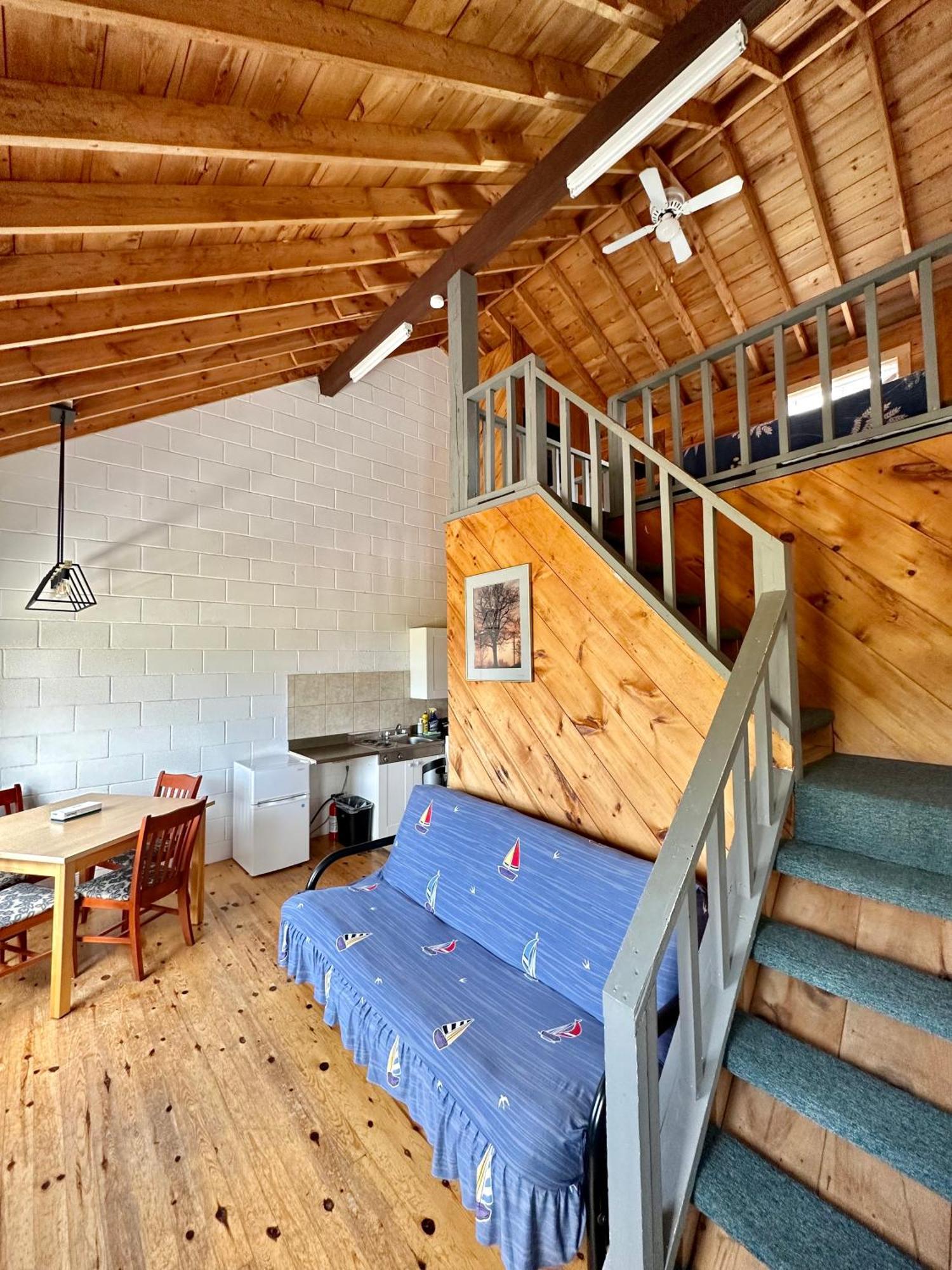 The Waterfront Motel Grand Barachois Εξωτερικό φωτογραφία