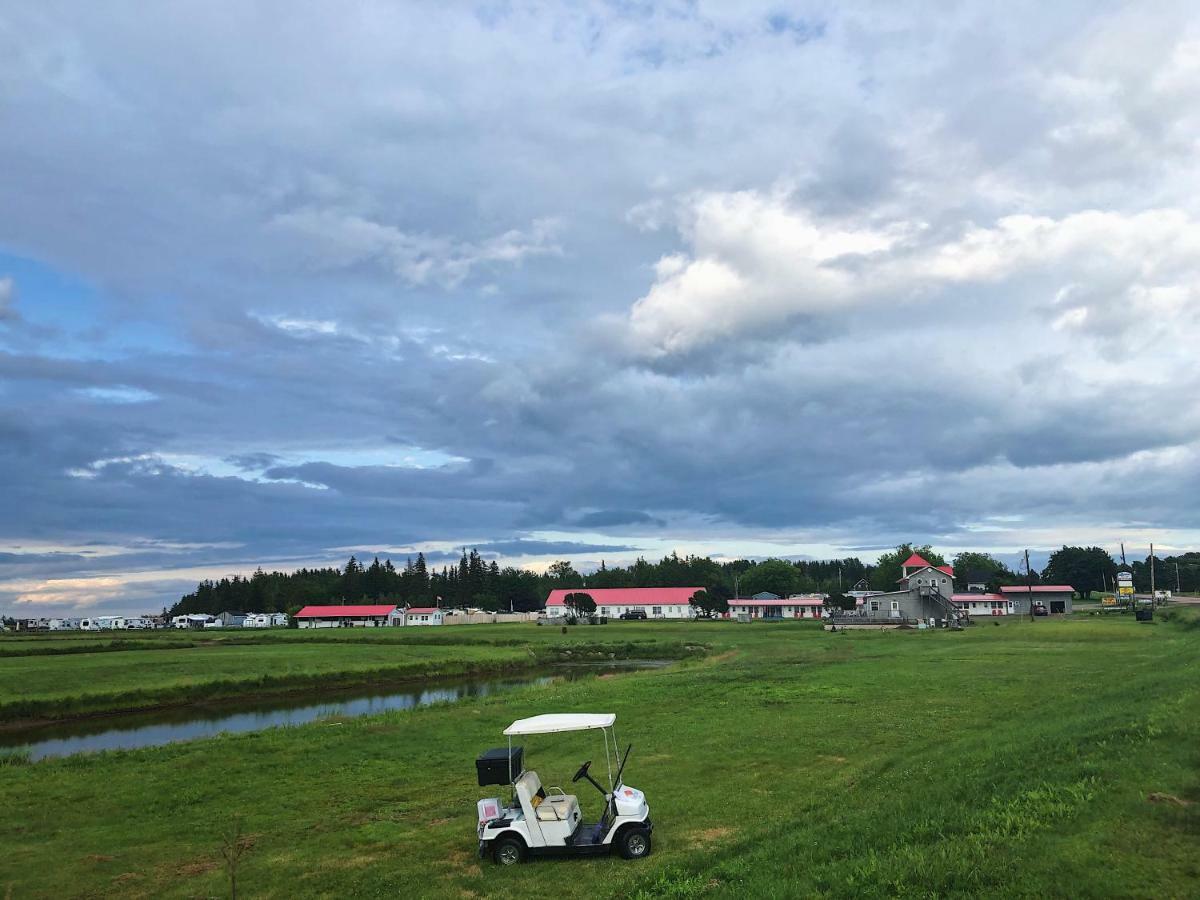 The Waterfront Motel Grand Barachois Εξωτερικό φωτογραφία